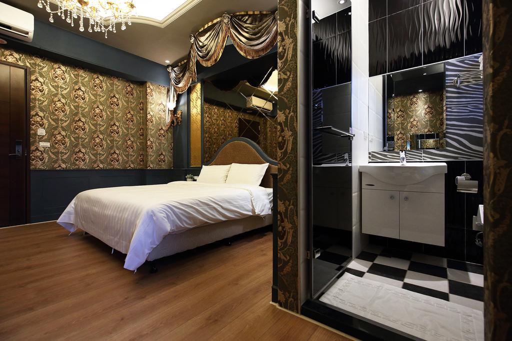 Buckingham Palace B&B Beipu Екстериор снимка