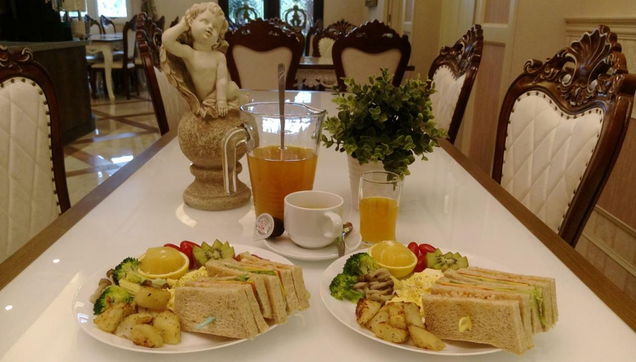 Buckingham Palace B&B Beipu Екстериор снимка